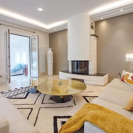 펜션 Luxueuse Avec Piscine